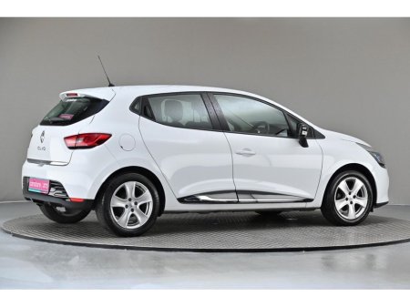 2016 Renault Clio - thumbnail 10
