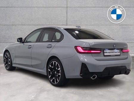 2025 BMW 3 Series - thumbnail 2