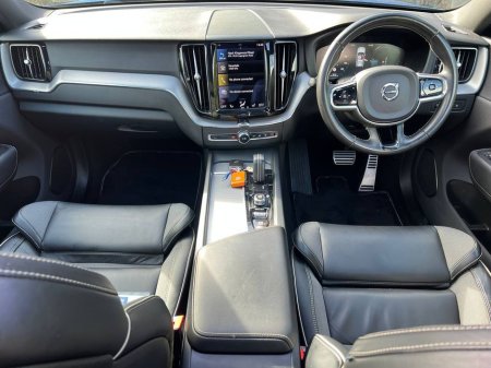 2021 Volvo XC60 - thumbnail 11