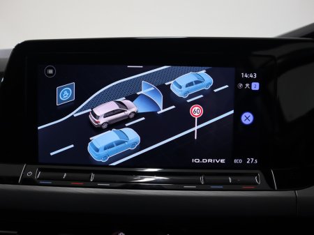 2024 Volkswagen Golf *41* STYLE TSI E-HYBRID S DSG €29,900 thumbnail