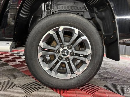 2021 Mitsubishi L200  €29,950 thumbnail