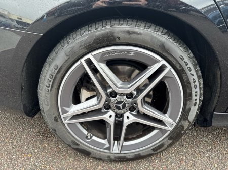 2023 Mercedes-Benz E Class - thumbnail 4