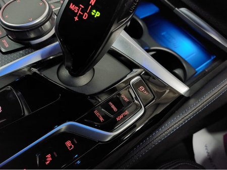 2020 BMW 5 Series - thumbnail 19