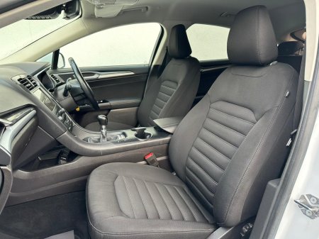 2019 Ford Mondeo 2.0 TDCI ZETEC 150PS NAV SERVICE HISTORY €13,649 thumbnail