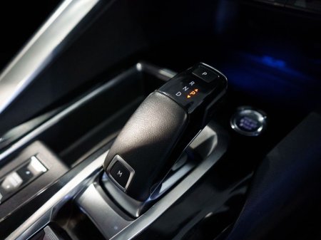 2021 Peugeot 3008 - thumbnail 16