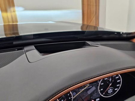 2022 Bentley Flying Spur V6 Hybrid Auto // Racing Green €164,950 thumbnail