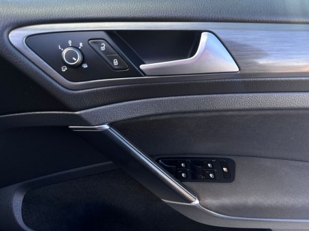 2017 Volkswagen Golf - thumbnail 27