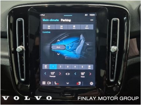 2022 Volvo XC40 - thumbnail 25