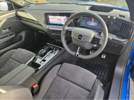 2025 Opel Astra E | GS | 155PS €37,881