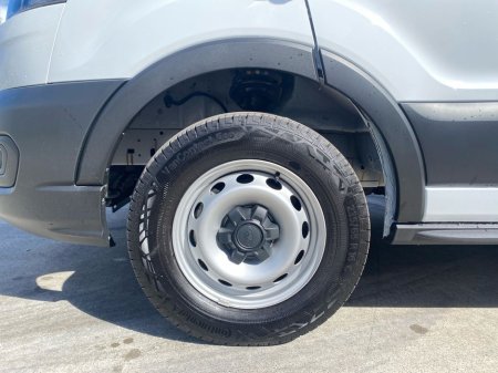 2025 Ford Transit - thumbnail 5