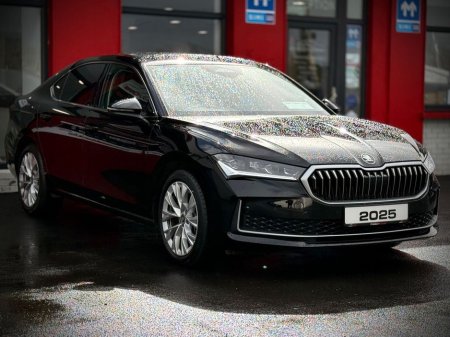2025 Skoda Superb - thumbnail 4