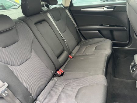 2015 Ford Mondeo - photo 6