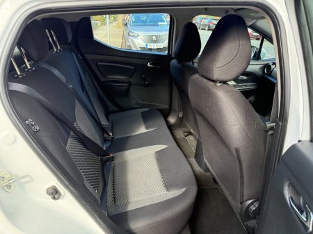 2019 Nissan Micra - thumbnail 12