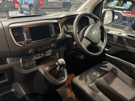 2023 Toyota Proace - thumbnail 8