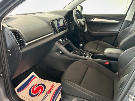 2023 Skoda Karoq AMBITION 2.0 TDI 115HP 5 5DR €28,950 thumbnail