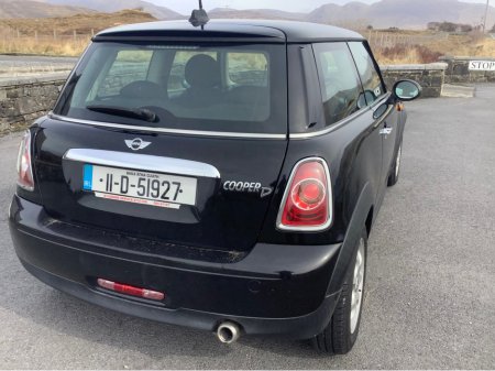 2011 MINI Hatch - thumbnail 12