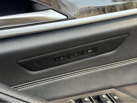 2018 BMW 5 Series - thumbnail 20