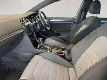 2015 Volkswagen Golf - thumbnail 17