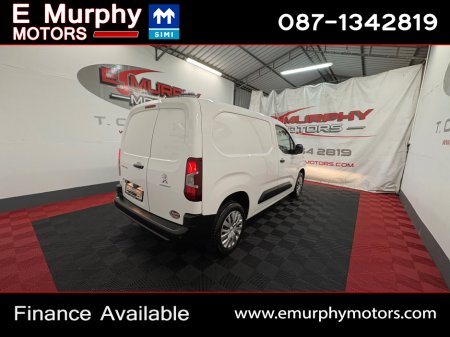 2022 Peugeot Partner 1.5 HDI PROFFESIONAL PLUS LOW MILEAGE €65 PER WEEK €12,154 thumbnail