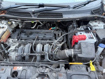 2015 Ford Fiesta MCA ZETEC 1.25 60PS M5 4DR €8,500 thumbnail