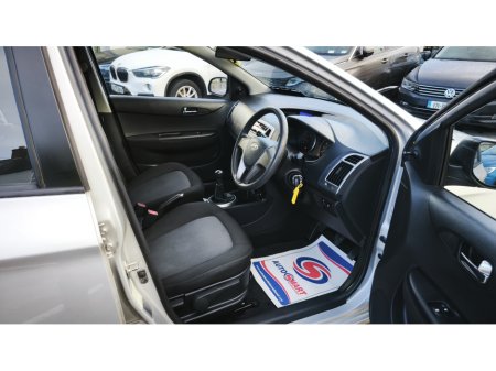 2014 Hyundai i20 1 Year Warranty AA Approved CLASSIC 84BHP 5DR 85PS €5,995 thumbnail