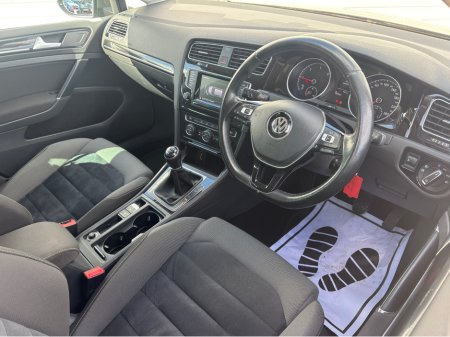 2015 Volkswagen Golf - thumbnail 8