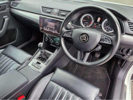 2020 Skoda Superb - thumbnail 14