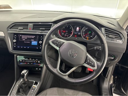 2023 Volkswagen Tiguan LIFE 2.0 TDI D7F 150HP 5 5DR AUTO thumbnail