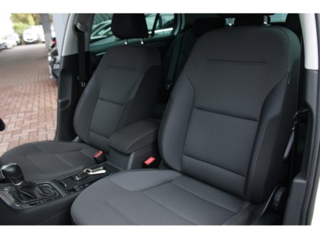 2016 Volkswagen Golf - thumbnail 21