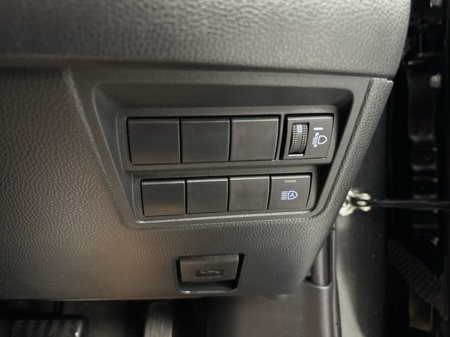 2024 Toyota Yaris Cross LUNA 4DR AUTO €27,950 thumbnail