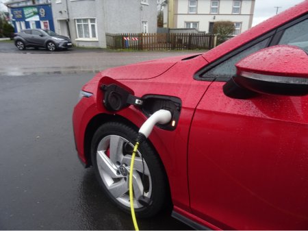 2021 Volkswagen Golf 1.4 TSI GTE 245PS 5DR AUTO €24,950 thumbnail