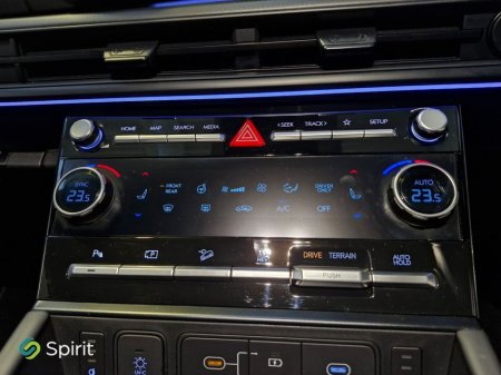 2025 Hyundai Santa Fe 1.6 PHEV 4WD Premium * CALL PATRICK ON 0868171837 * €64,950 thumbnail