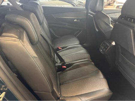 2022 Peugeot 5008 - thumbnail 4