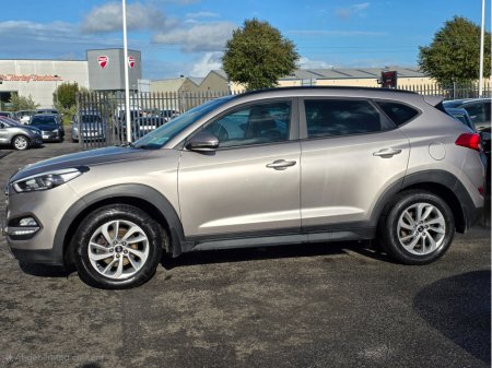 2016 Hyundai Tucson PREMIUM **IRISH CAR ** PANORAMIC GLASS ROOF ** FULL LEATHER ** HEATED SEATS ** REVERSE CAMERA ** SAT NAV ** STUNNING EXAMPLE ** €11,995