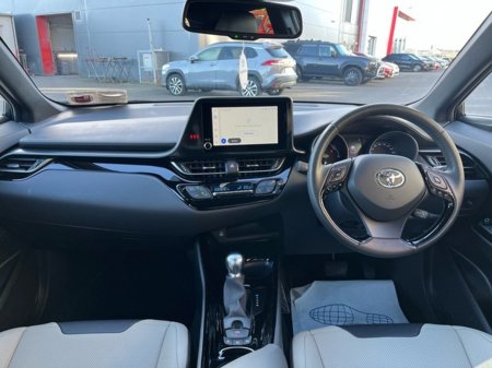 2023 Toyota C-HR - thumbnail 8