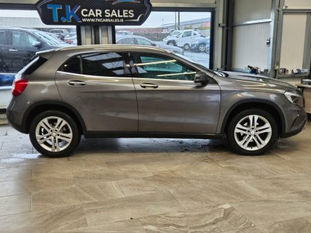 2016 Mercedes-Benz GLA Class - thumbnail 3