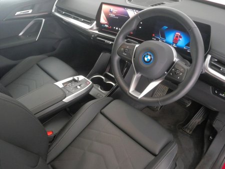 2025 BMW iX1 eDrive20 xLine €52,900 thumbnail