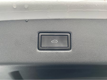 2025 Ford Explorer PREMIUM 77KWH EXTENDE thumbnail