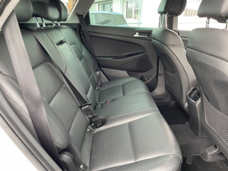 2018 Hyundai Tucson - thumbnail 16