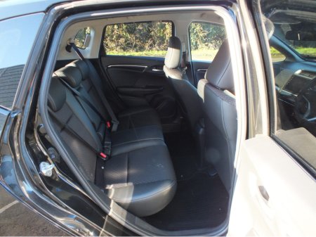 2016 Honda Fit 1.5 HyBrid €10,950 thumbnail