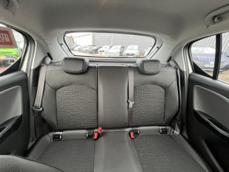 2017 Opel Corsa SE thumbnail