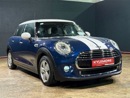 2017 MINI Cooper 1.5 AUTOMATIC - BLUE 2 TONE - FACTORY ALLOY WHEELS - REAR CAMERA €14,950 thumbnail