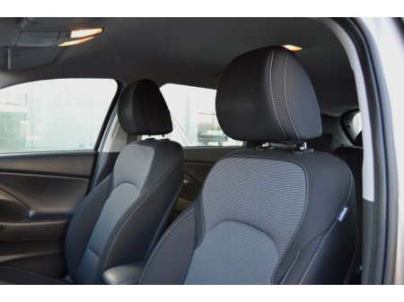 2019 Hyundai i30 Petrol Deluxe 1.4, Low Mileage €17,995 thumbnail