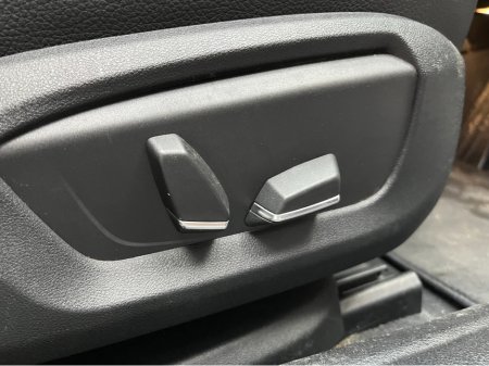 2017 BMW 5 Series - thumbnail 13