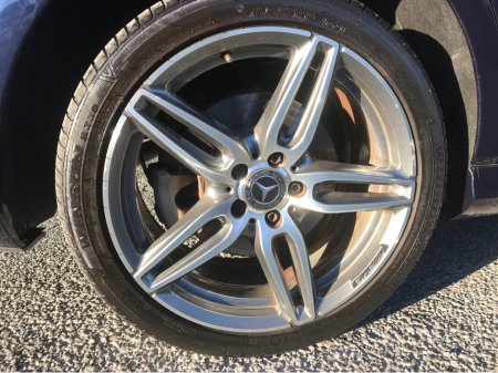 2017 Mercedes-Benz E Class - thumbnail 33