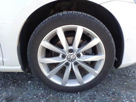 2015 Volkswagen Golf 1.4 Highline €13,950 thumbnail