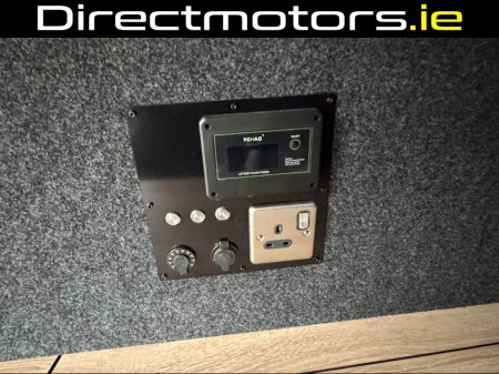 2020 Volkswagen Transporter - thumbnail 18