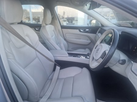 2023 Volvo XC60 B4 Plus Bright 5DR Auto €44,950 thumbnail