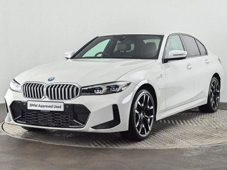 2025 BMW 3 Series - thumbnail 23