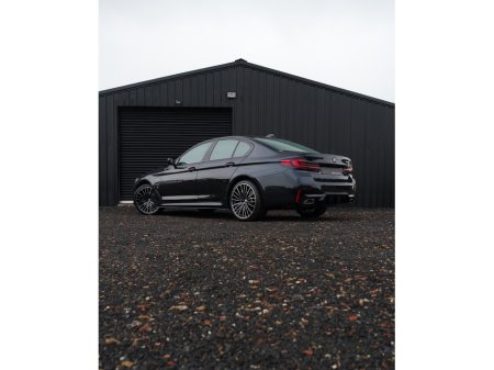 2021 BMW 5 Series - thumbnail 14